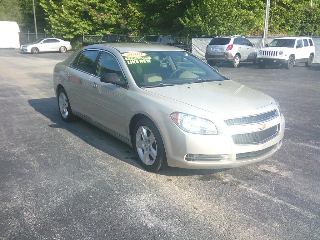 2009 Chevrolet Malibu's photo