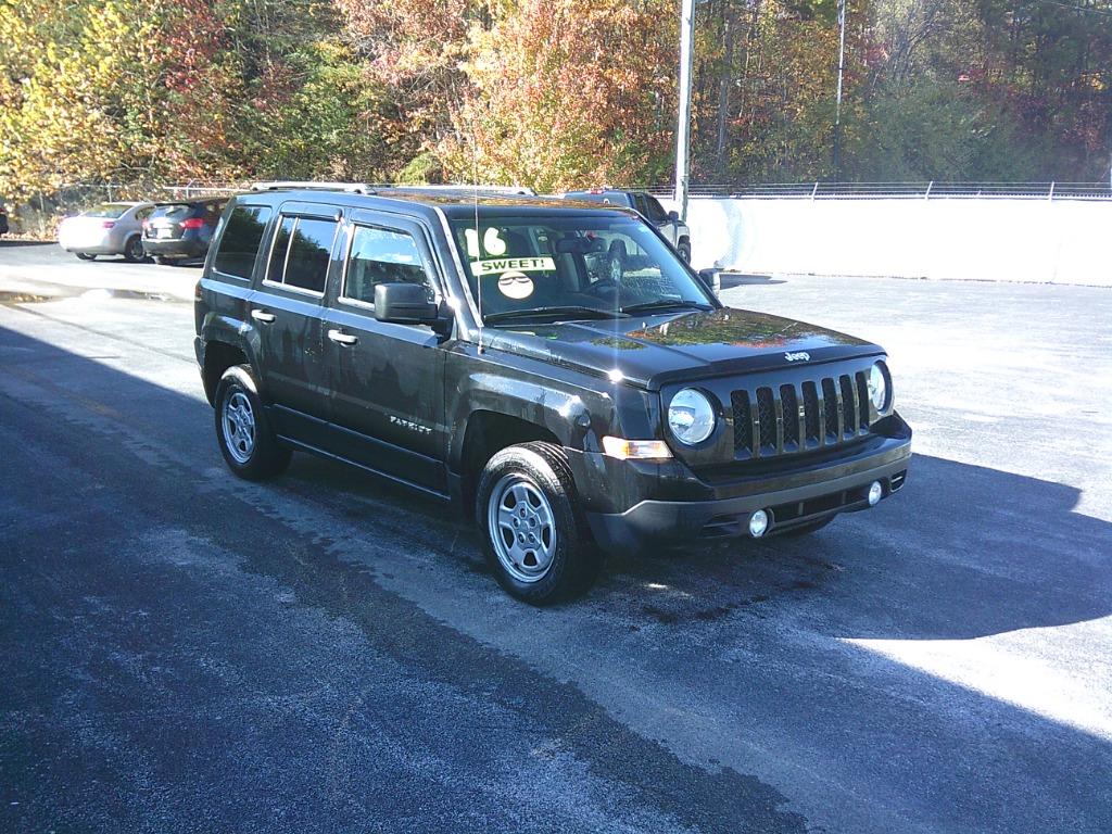 2016 Jeep Patriot Sport's photo