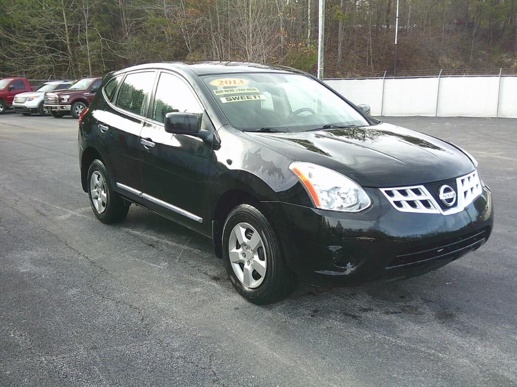 2013 Nissan Rogue S's photo