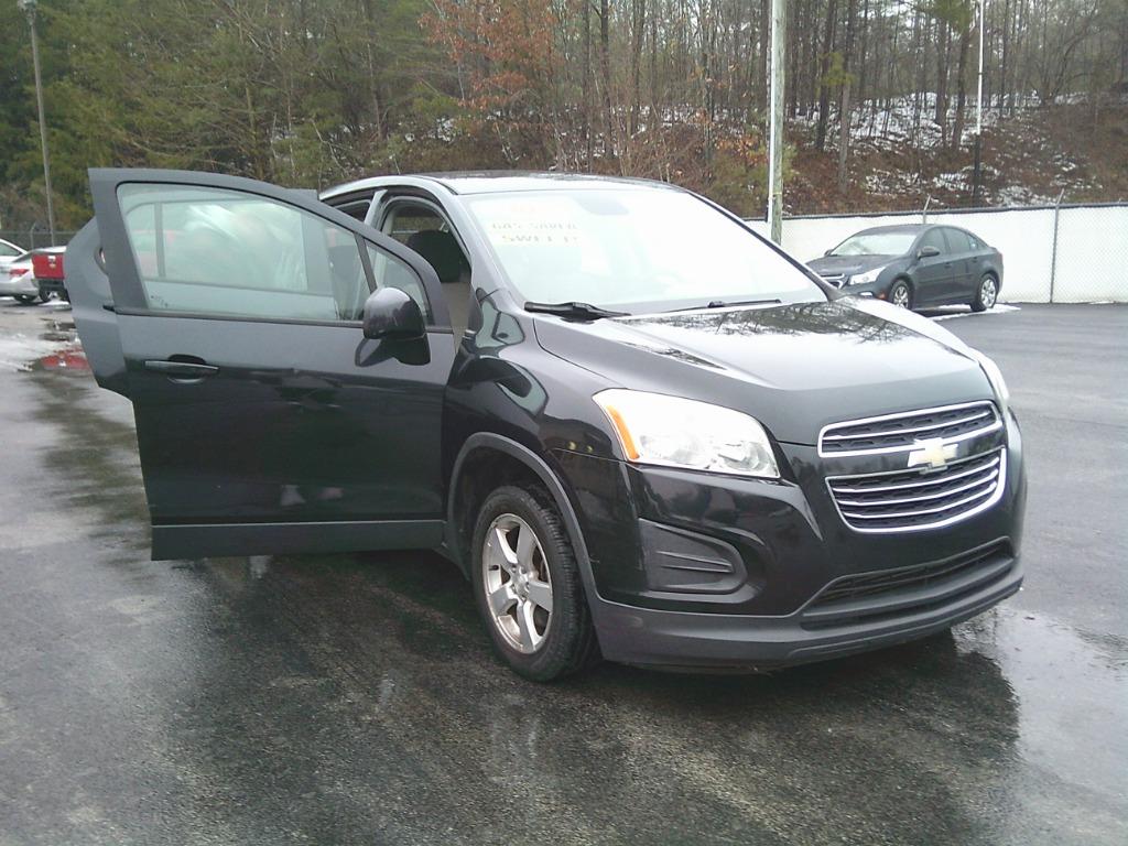 2015 Chevrolet Trax LS AWD's photo