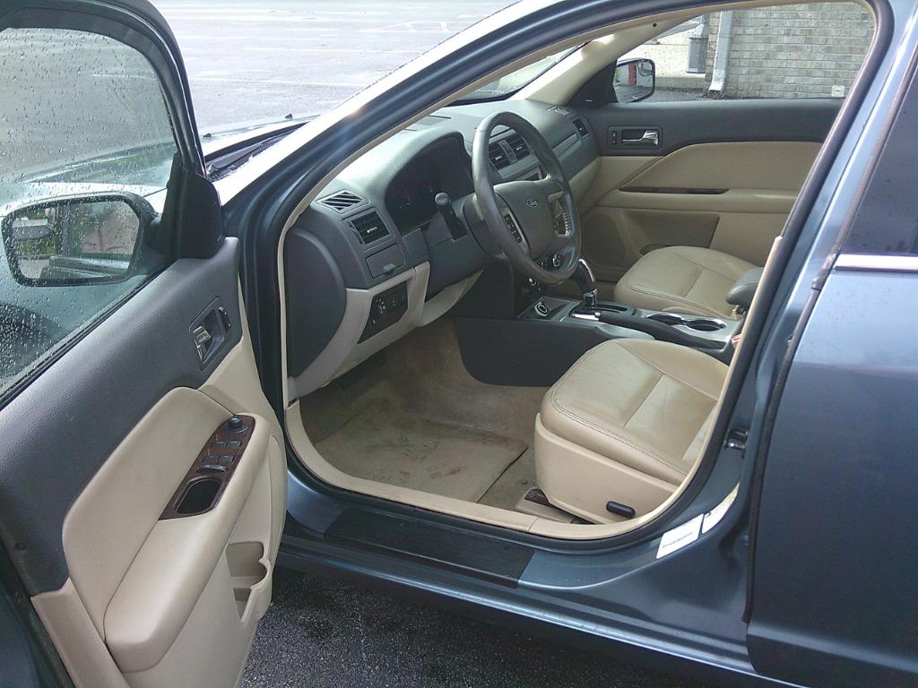2012 Ford Fusion I-4 SEL's photo