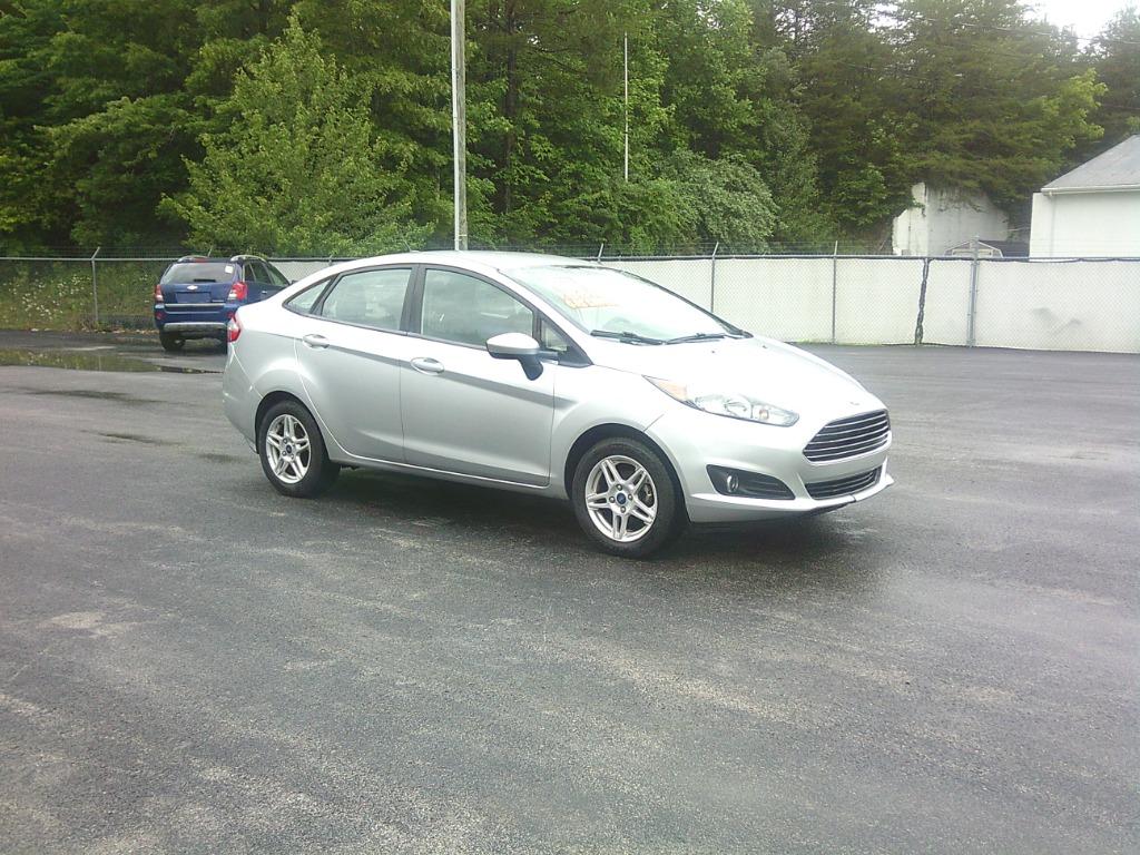 2019 Ford Fiesta SE Sedan's photo